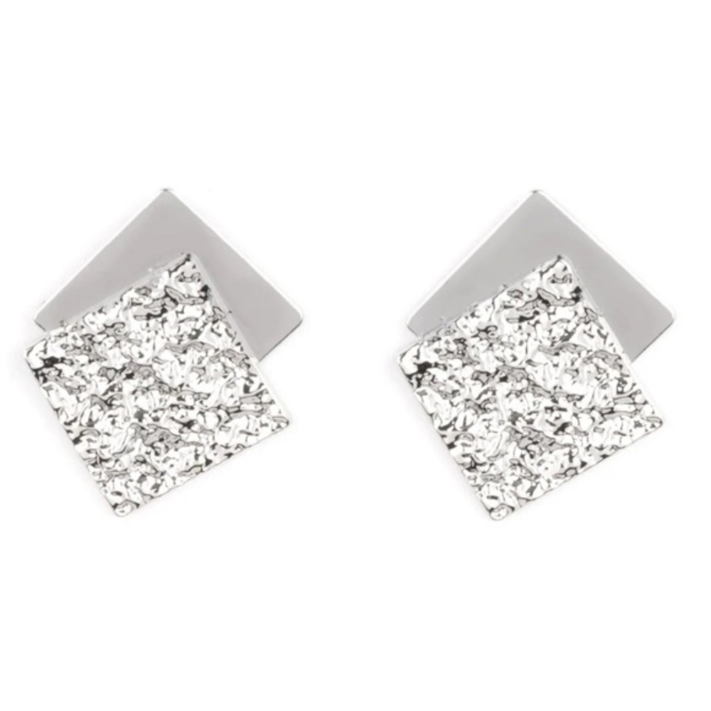 🫶🏻 Paparazzi Square with Style Earrings
